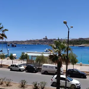  Appartamento Sea Front Balcony