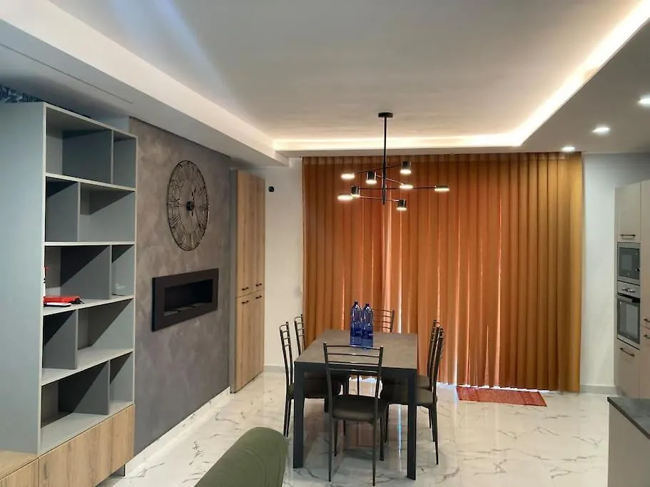 Sliema 2 Bedroom Apartment 0*,  Malta